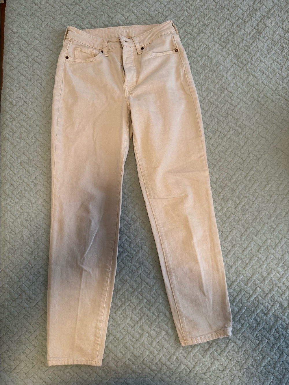 Old Navy Straight Leg Jeans in Light Beige